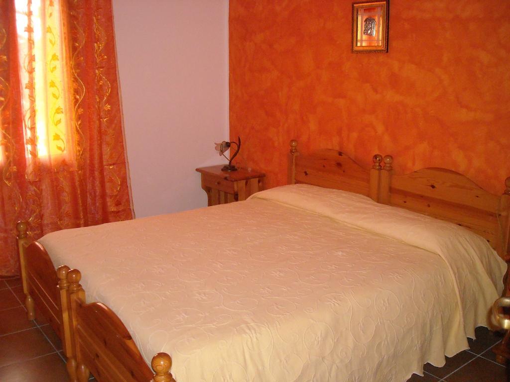 Villanova Strisaili Hotel Il Nido Dell'Aquila חדר תמונה