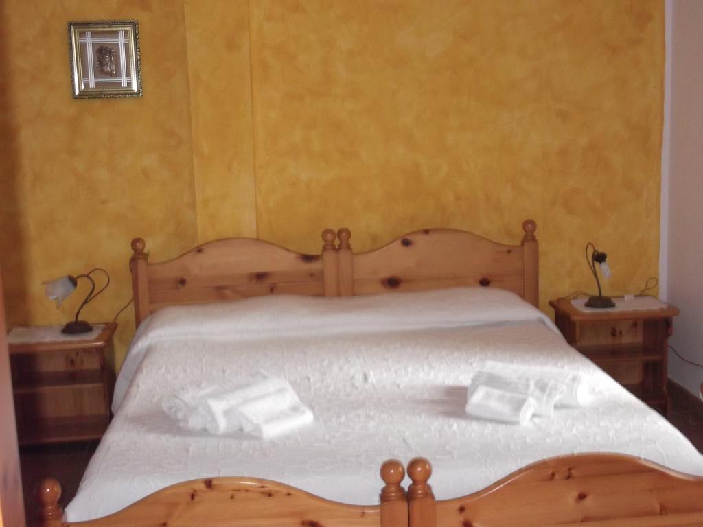 Villanova Strisaili Hotel Il Nido Dell'Aquila מראה חיצוני תמונה