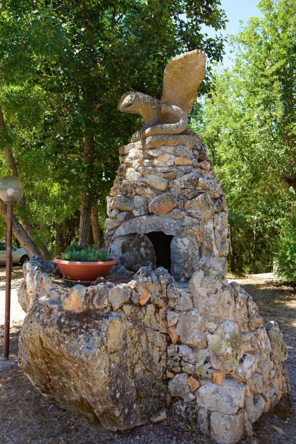 Villanova Strisaili Hotel Il Nido Dell'Aquila מראה חיצוני תמונה